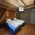 Hostel Hostel+ Kuznia Olsztyn (Warmian-Masurian)