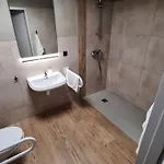 Hostel+ Kuznia Hostel *