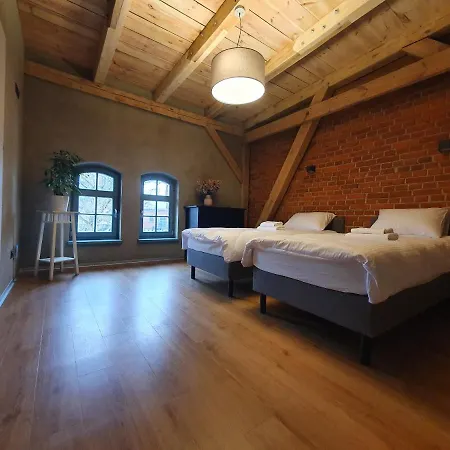 Hostal Hostel+ Kuznia Olsztyn (Warmian-Masurian)